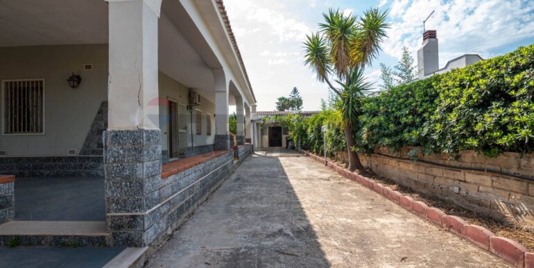 20250713200128-965409-7