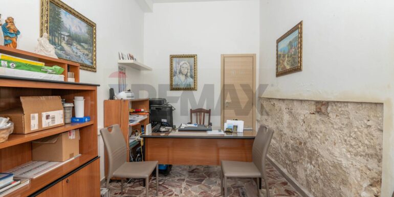 20250714182330-965834-1