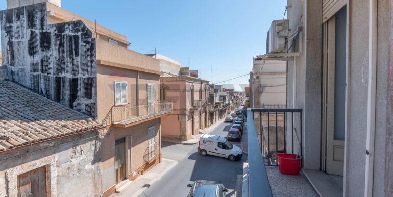 20250714182406-965834-12