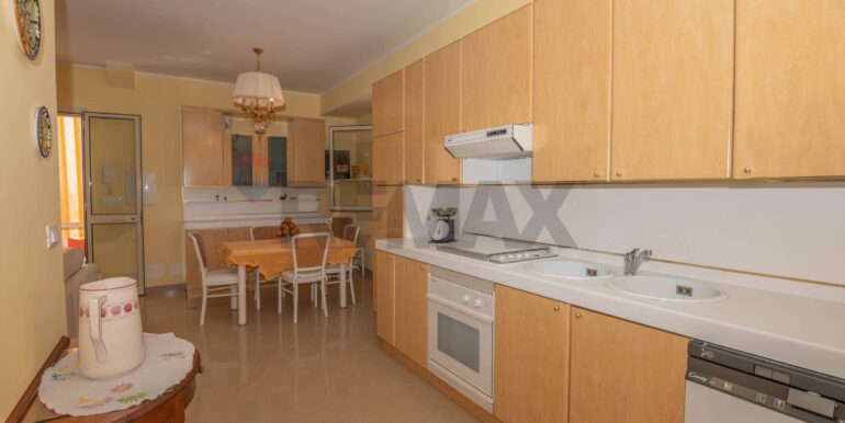 20250714185257-966782-17