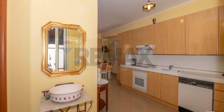 20250714185300-966782-18