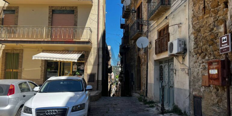 20250715104953-966830-19