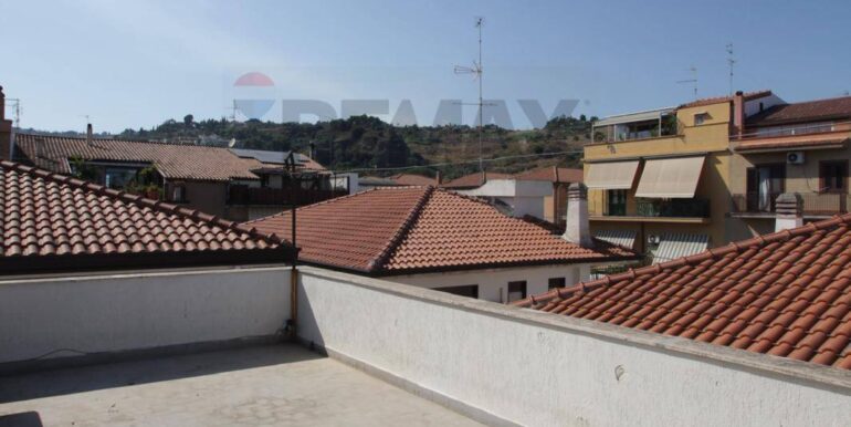 2025071674700-967054-17