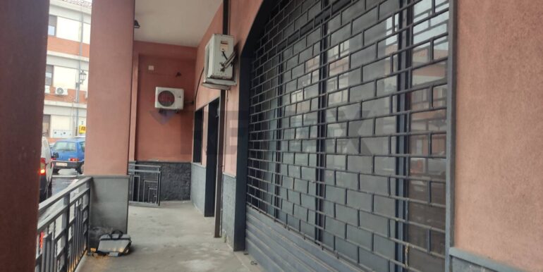 2025071684735-967059-9