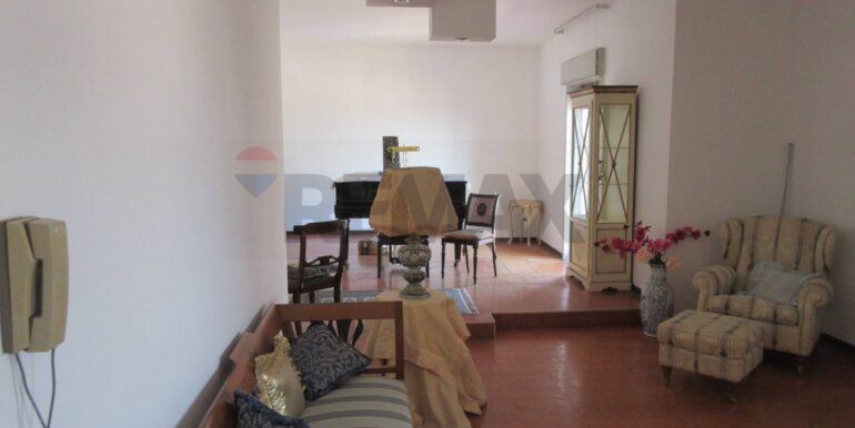 20250723161049-971219-7