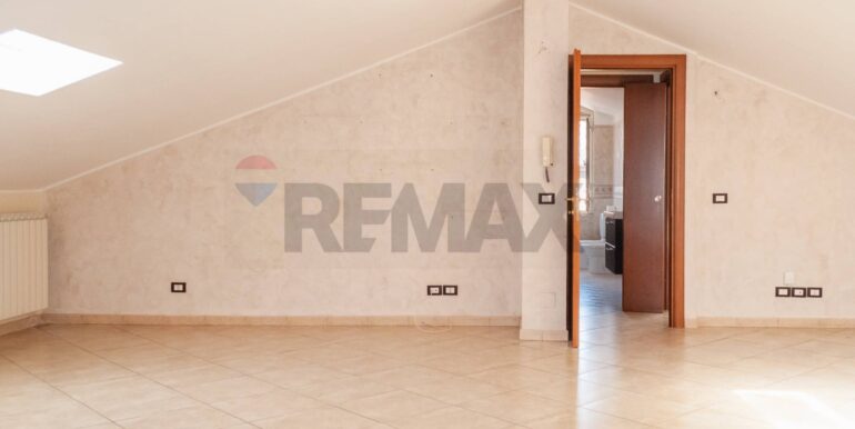 20250725174324-971150-19