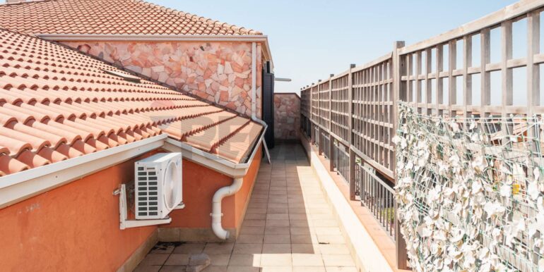 20250725174404-971150-31