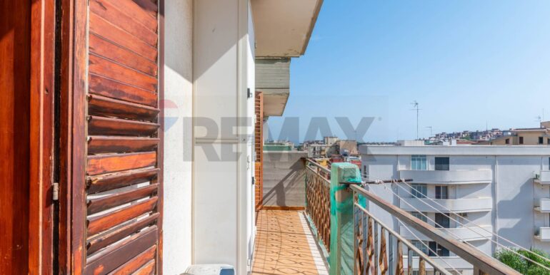 20250728185814-971969-10