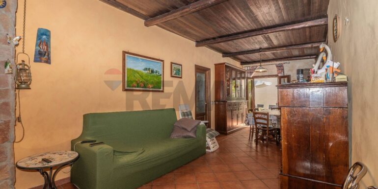 20250729174945-972383-42