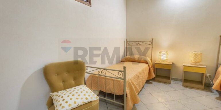 20250730183351-972628-11