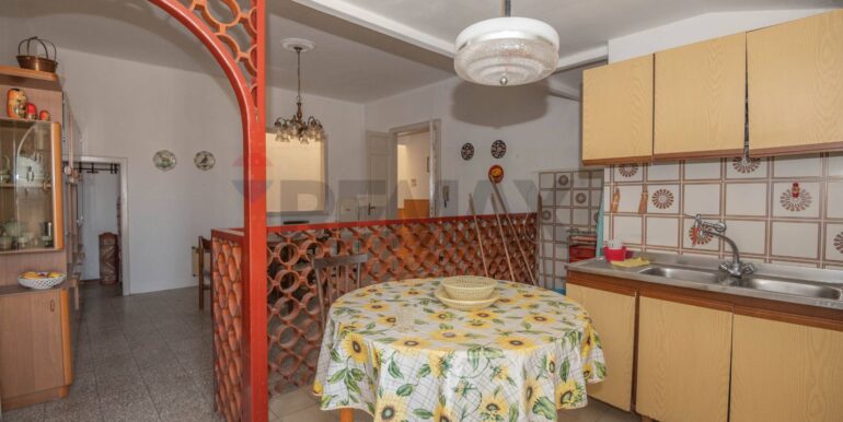 20250801174406-964816-8