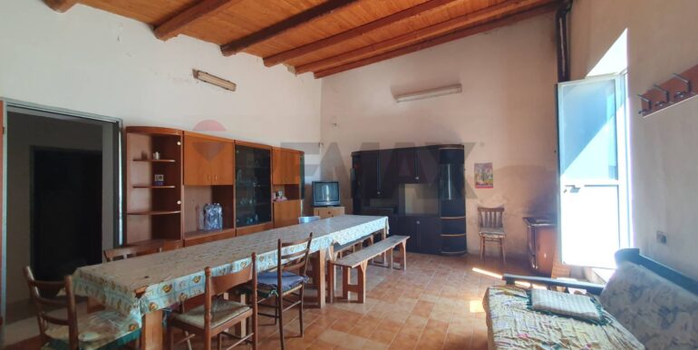 20250805171821-971949-18