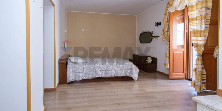 20250807170032-974246-4