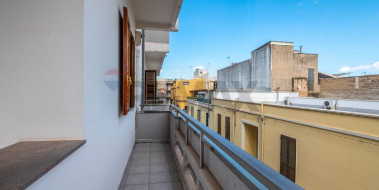 20250808104029-973488-15