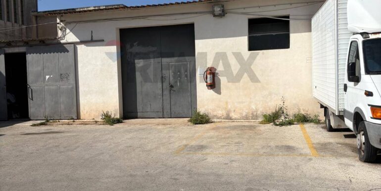 2025080874439-974263-22