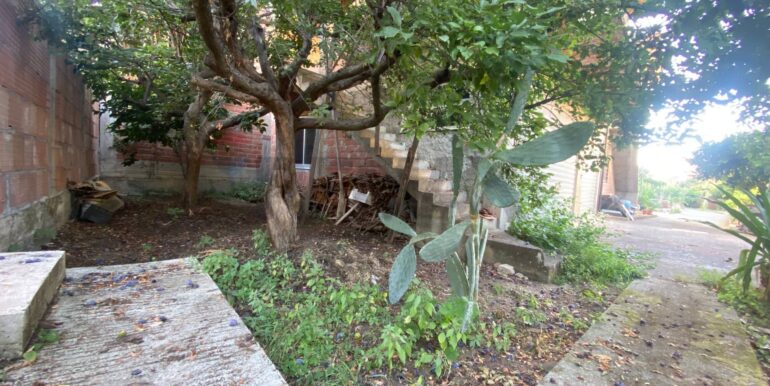 20250809150527-974601-4