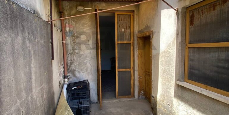 20250812114843-974689-8