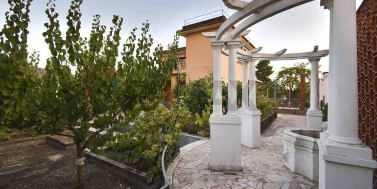 20250813140552-974784-17