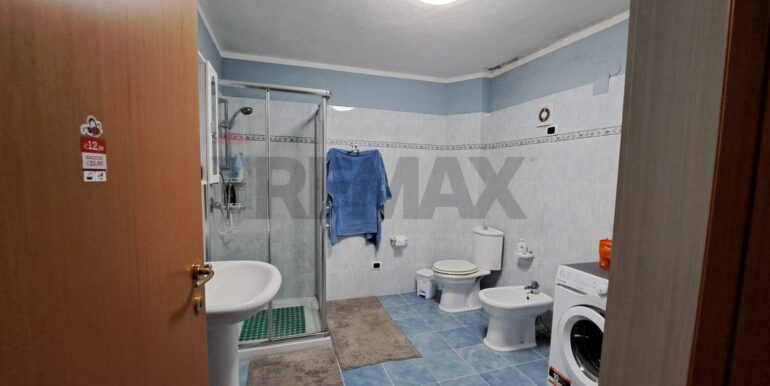 20250813175845-974704-11