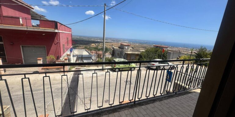 20250818114915-974949-10