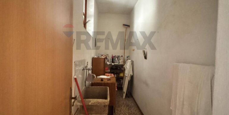 20250818115045-974949-12