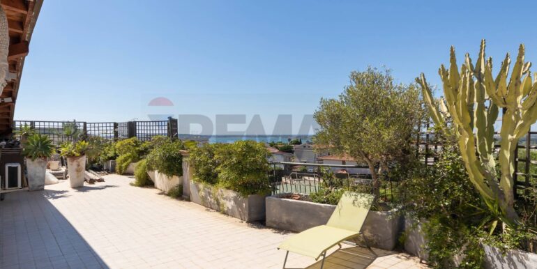 20250818122112-974931-4