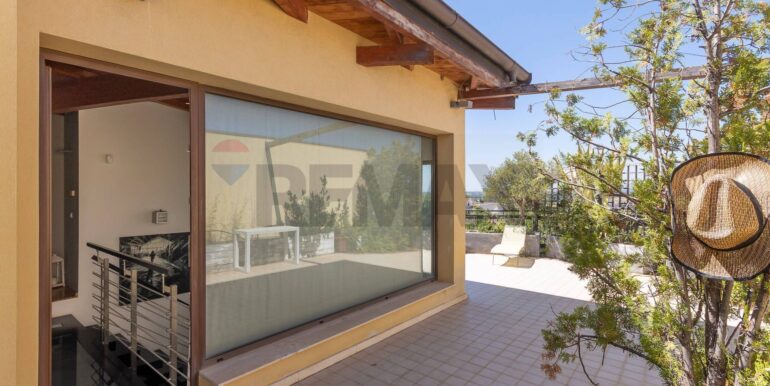 20250818122127-974931-9