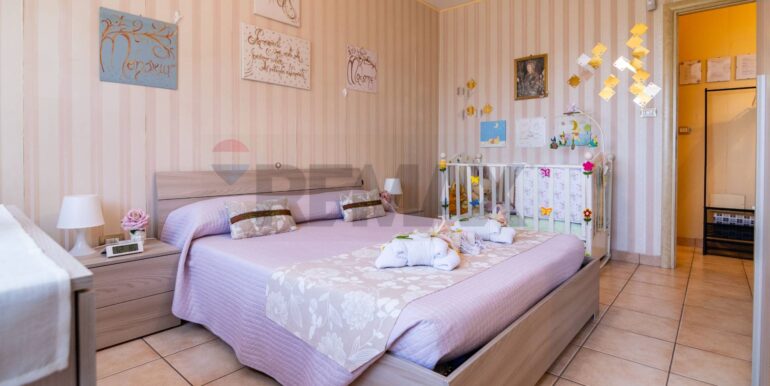 20250818162330-974545-15