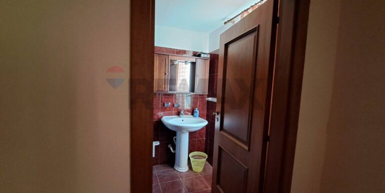 20250818173548-974806-3