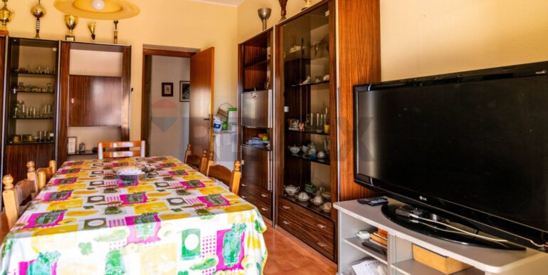 20250819105206-972092-10