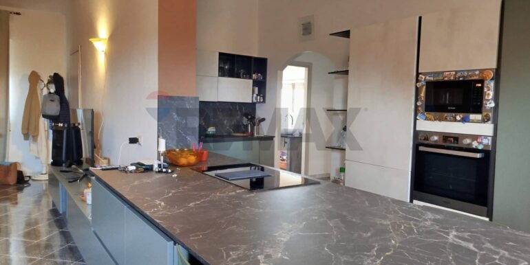 20250819115855-975042-22