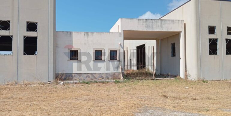 20250819165649-975070-19