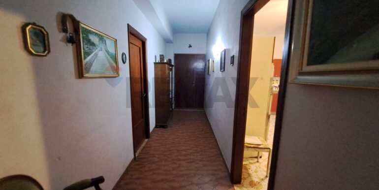 20250819175325-975014-2