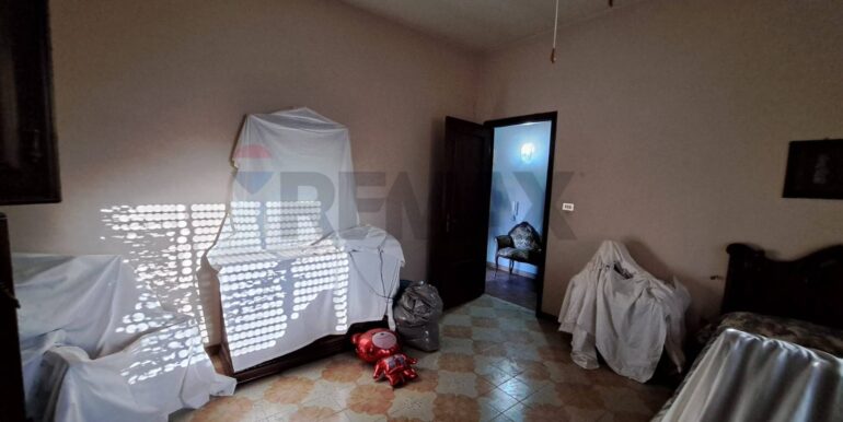 20250819175337-975014-4