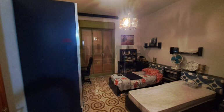 20250819175411-975014-10