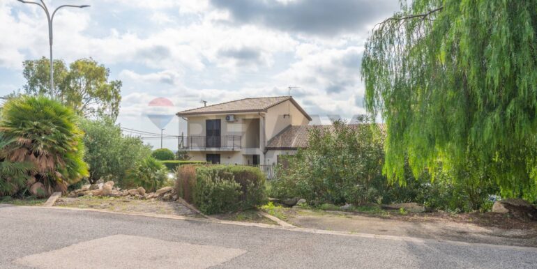 20250820163247-975207-6