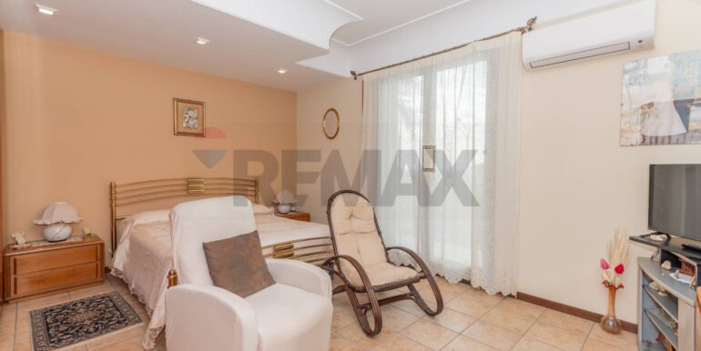 20250820163248-975207-11