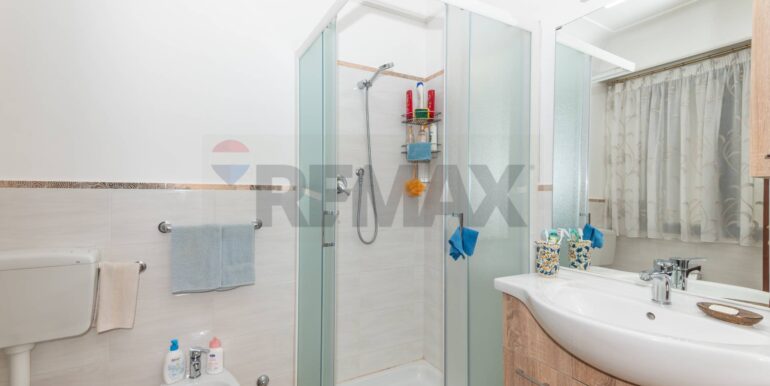 20250820163249-975207-12