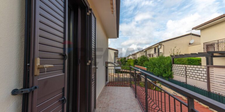 20250820163250-975207-17