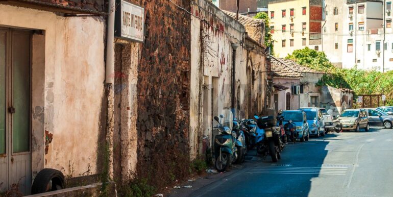 2025082095918-975086-5