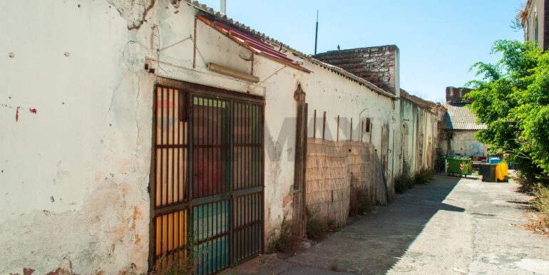 2025082095922-975086-6