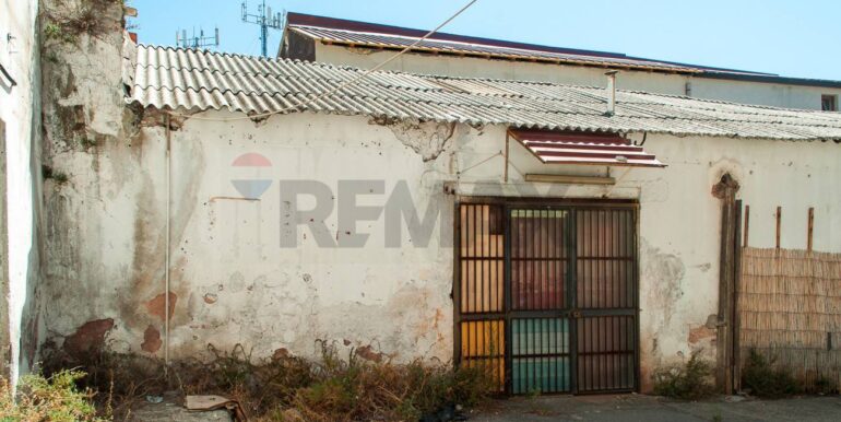 2025082095925-975086-7