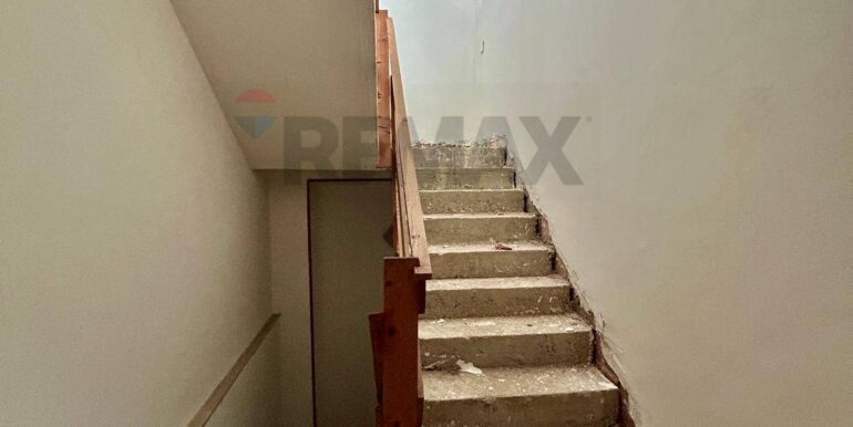 20250821184237-975252-10