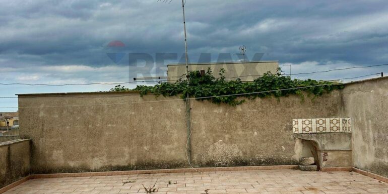 20250821184248-975252-14