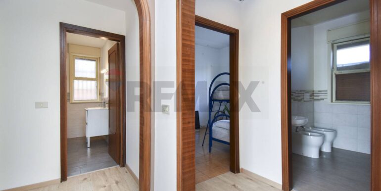 20250823164340-975018-19