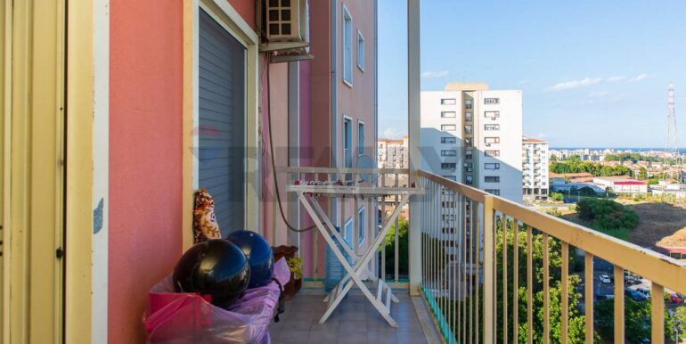 20250825184301-975684-22