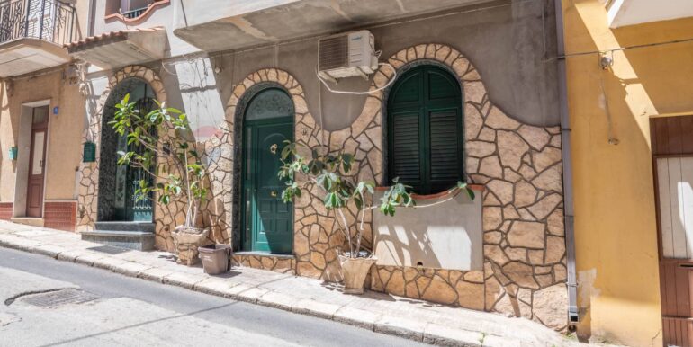 20250827104122-975890-2