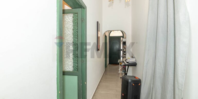 20250827110700-975890-15