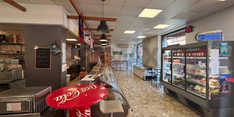 20250827130203-975990-12