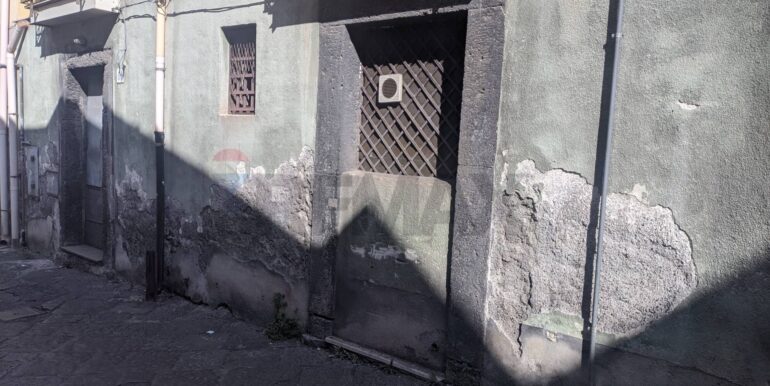 2025082784658-975719-8